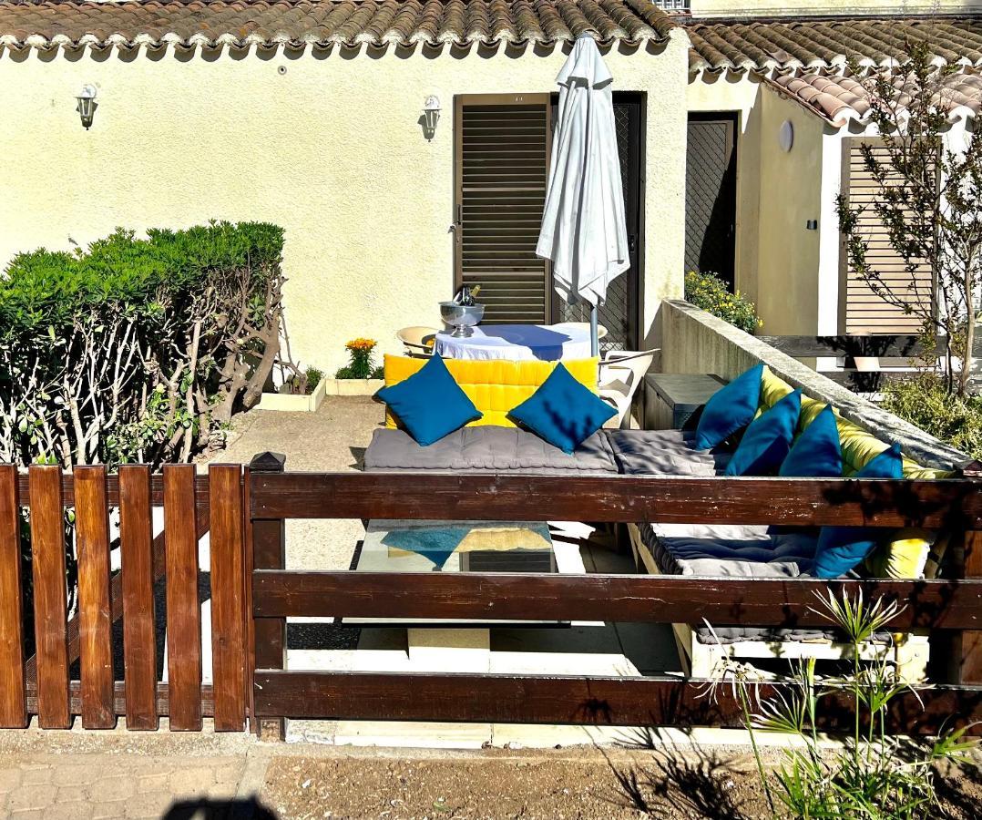 Cozy Studio Avec Terrasse Au Village Naturiste Cap Agde Bagian luar foto